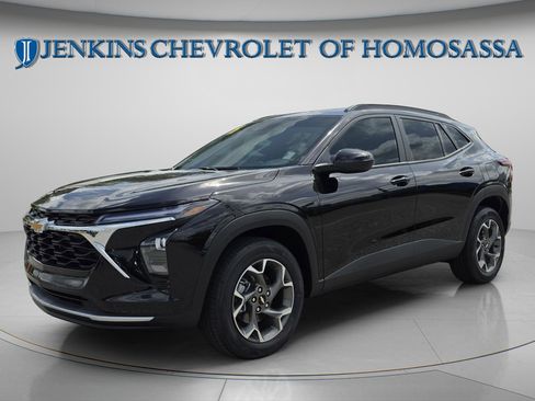New 2026 Chevrolet Trax LT w/ Sunroof Package FWD image 10