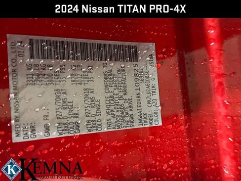 Used 2024 Nissan Titan PRO-4X w/ Pro-4x Convenience Package image 28