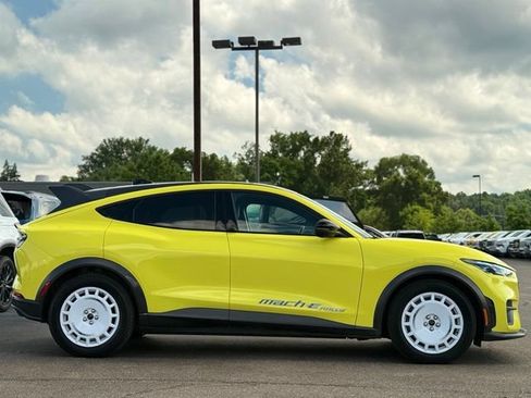 Used 2025 Ford Mustang Mach-E GT AWD/4WD image 36