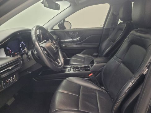 Used 2022 Lincoln Corsair AWD w/ Premium Package image 17