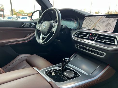 Used 2023 BMW X5 xDrive40i w/ Premium Package image 35