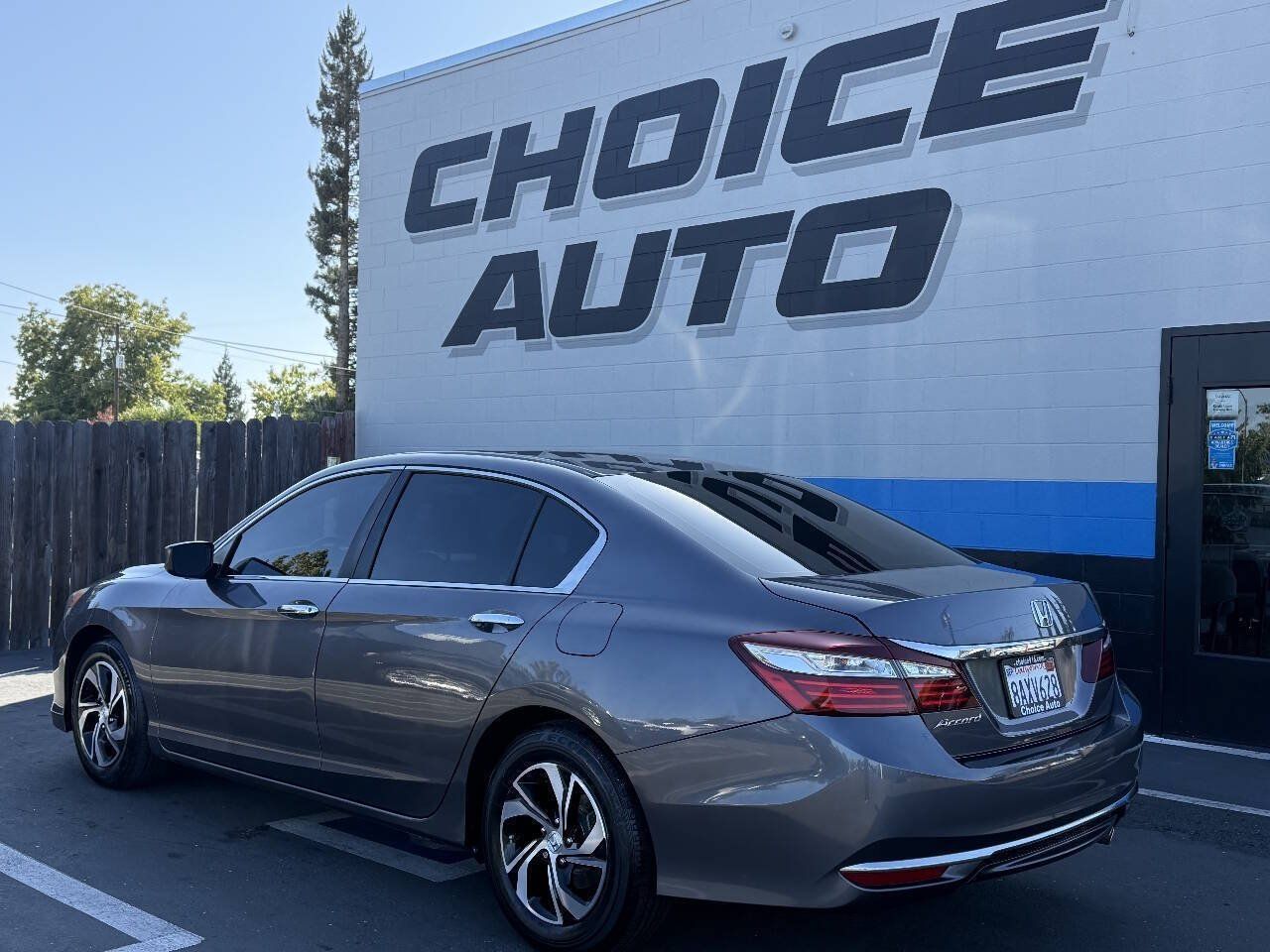 Used 2017 Honda Accord LX image 21