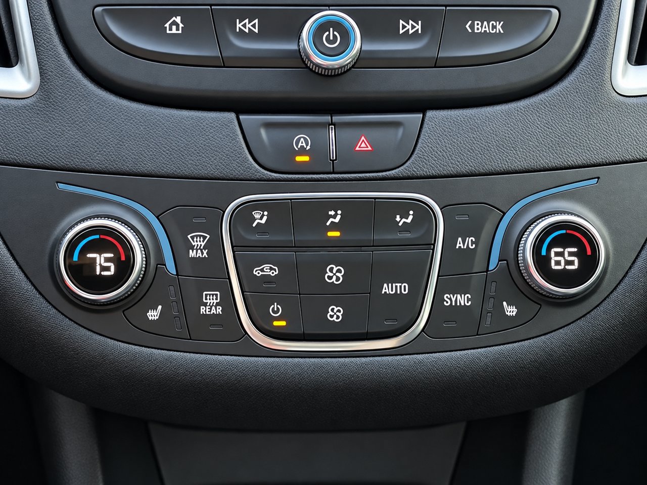 Certified 2022 Chevrolet Malibu LT FWD image 18