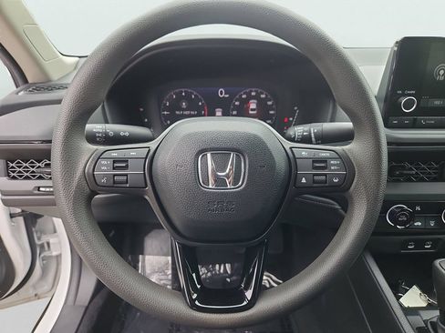 Certified 2025 Honda Accord LX image 24