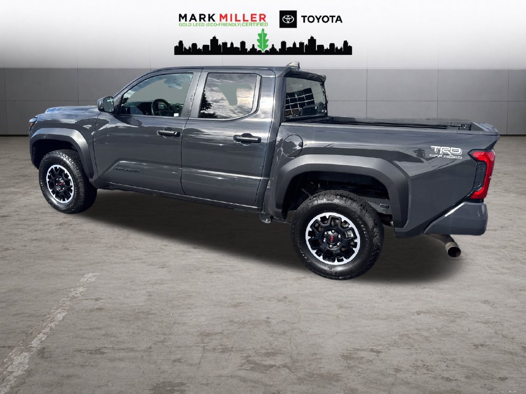 Certified 2025 Toyota Tacoma TRD Off-Road AWD/4WD image 3