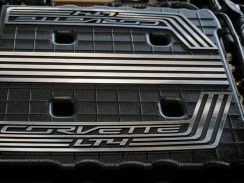 Used 2017 Chevrolet Corvette Z06 RWD image 76