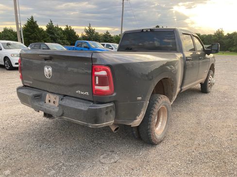 Used 2024 RAM 3500 Big Horn w/ Sport Appearance Package AWD/4WD image 7
