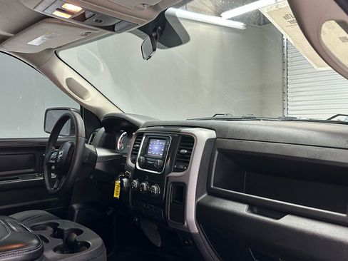 Used 2021 RAM 1500 Tradesman w/ Chrome Plus Package RWD image 9