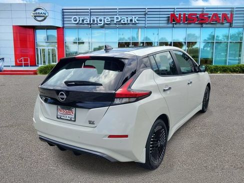Used 2023 Nissan Leaf SV Plus FWD image 2