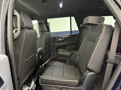 New 2026 GMC Yukon Elevation w/ LPO, Floor Liner Package AWD/4WD image 9
