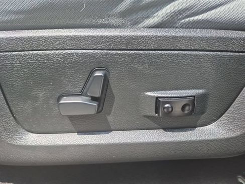 Used 2017 RAM 1500 Big Horn AWD/4WD image 13