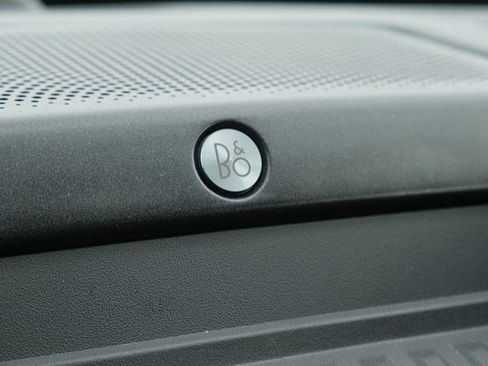 Used 2020 Ford F150 Lariat w/ Equipment Group 502A Luxury image 40