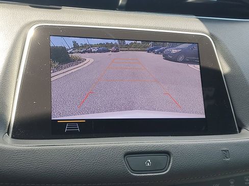 Used 2019 Cadillac XT4 Sport FWD image 28