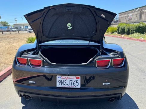 Used 2013 Chevrolet Camaro LS RWD image 12