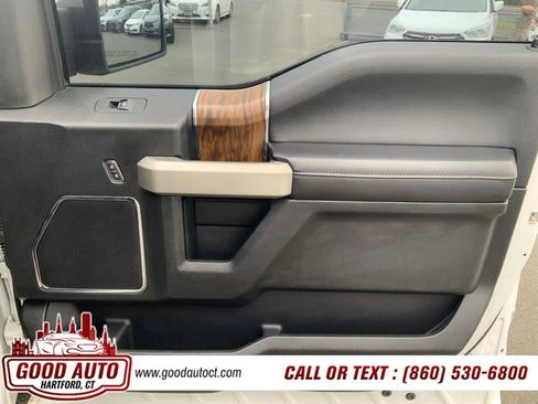 Used 2018 Ford F150 Lariat w/ Equipment Group 502A Luxury image 13