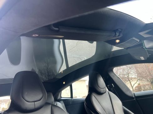Used 2019 Tesla Model S Performance AWD/4WD image 31