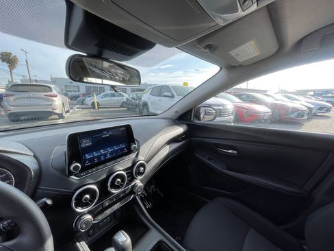 Used 2025 Nissan Sentra SV image 35