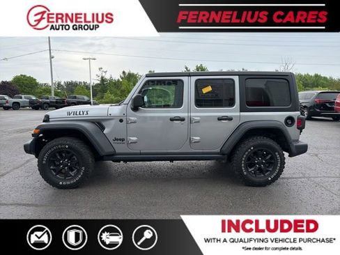 Used 2020 Jeep Wrangler Unlimited Sport AWD/4WD image 2