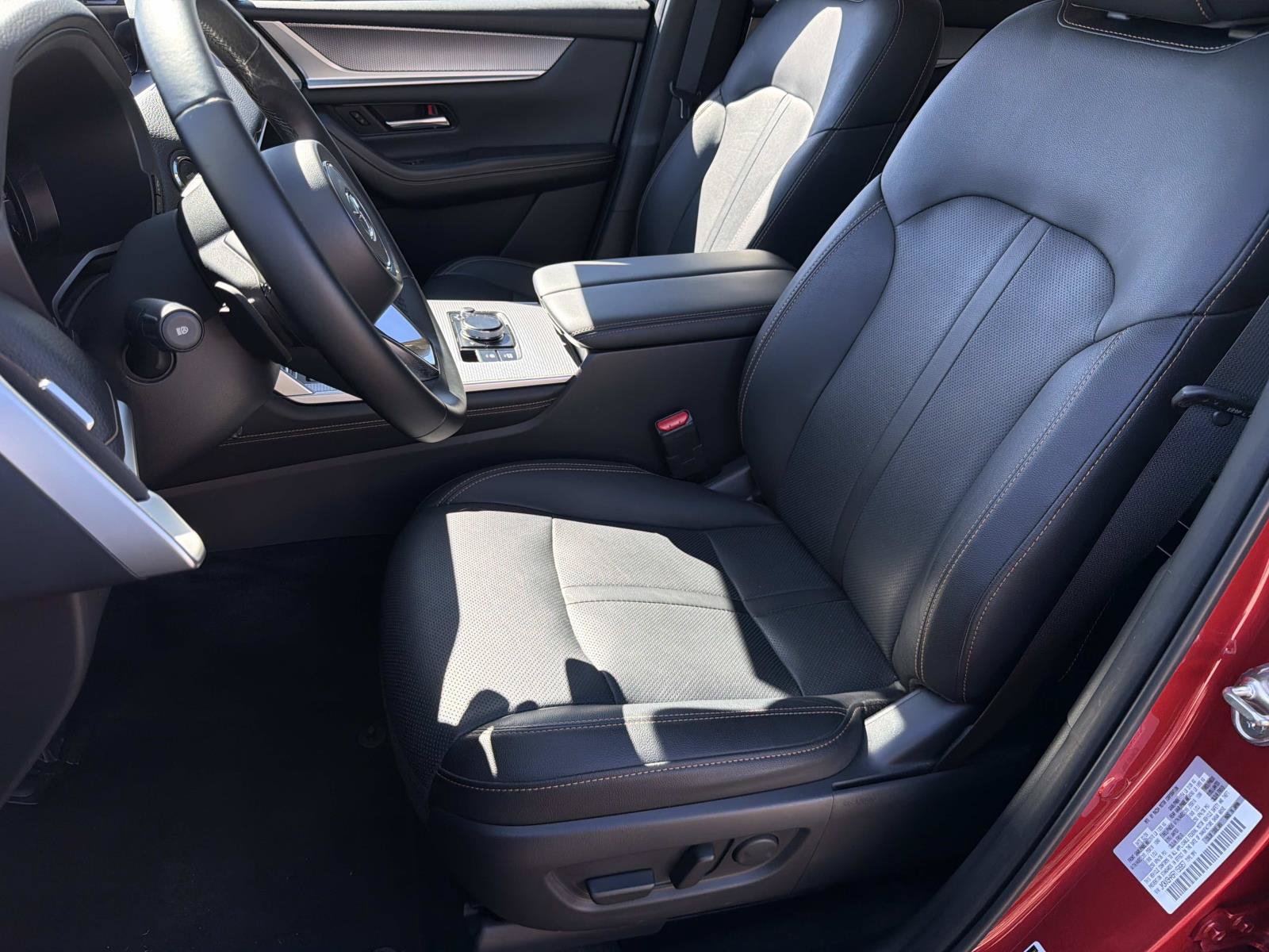 Used 2024 MAZDA CX-90 Plug-In Hybrid w/ Preferred AWD/4WD image 19