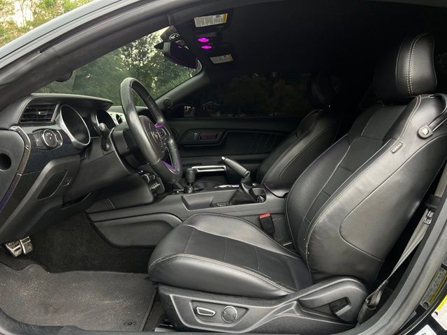 Used 2018 Ford Mustang GT Premium RWD image 18