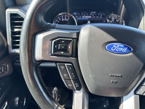 Used 2021 Ford Expedition Max Platinum image 19