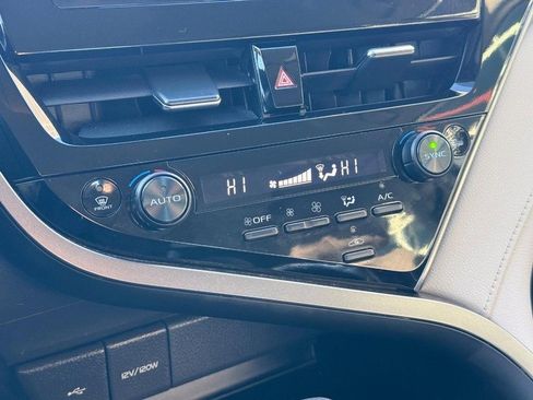 Used 2023 Toyota Camry LE w/ Convenience Package image 28