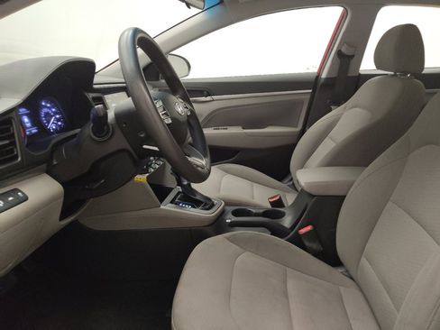 Used 2020 Hyundai Elantra SEL FWD image 17
