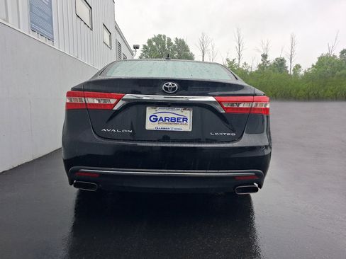 Used 2018 Toyota Avalon Limited w/ All Weather Liner Package FWD image 11