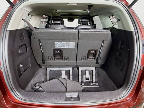 Used 2022 Kia Carnival SX Prestige FWD image 32
