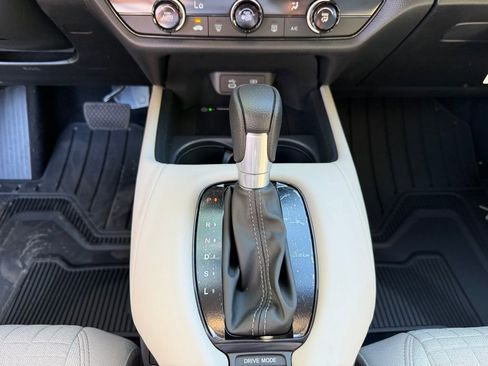 New 2026 Honda HR-V LX image 23