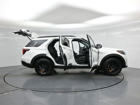 New 2026 Ford Explorer Tremor AWD/4WD image 4