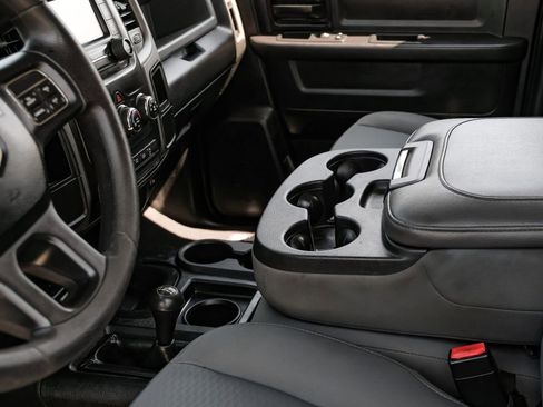 Used 2017 RAM 3500 Tradesman w/ Chrome Appearance Group image 24