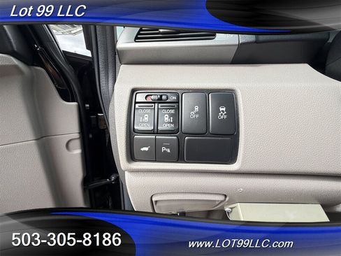 Used 2011 Honda Odyssey Touring image 39