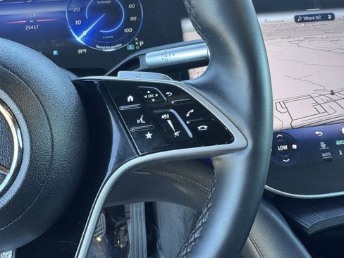 Used 2023 Mercedes-Benz EQS 580 4MATIC SUV image 26