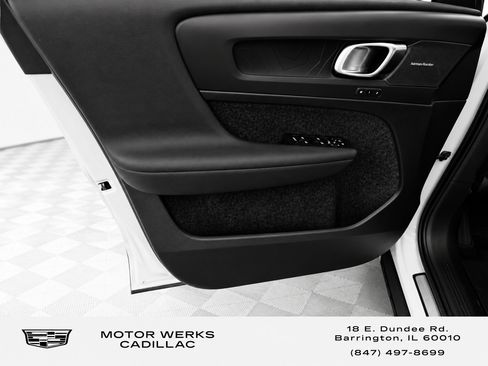Used 2023 Volvo XC40 Recharge Ultimate w/ Protection Package Premier AWD/4WD image 12