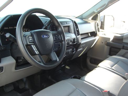 Used 2018 Ford F150 XL w/ Equipment Group 101A Mid image 6