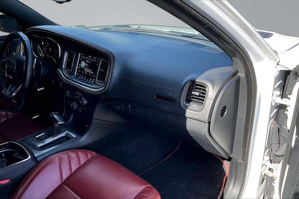 Used 2022 Dodge Charger SRT Hellcat w/ Harman/Kardon Audio Group RWD image 17