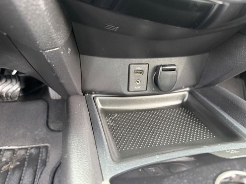 Used 2014 Nissan Rogue SV w/ SV Premium Package FWD image 37