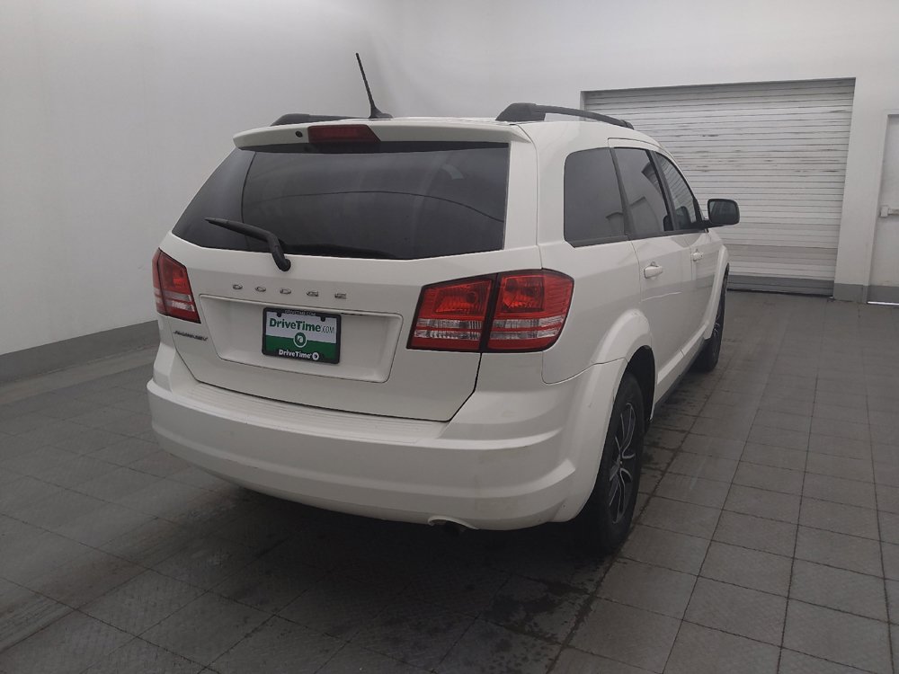 Used 2017 Dodge Journey SE w/ Flexible Seating Group FWD image 9