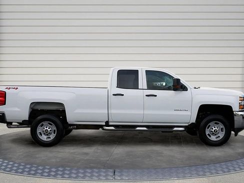 Used 2019 Chevrolet Silverado 2500 W/T w/ WT Convenience Package image 8