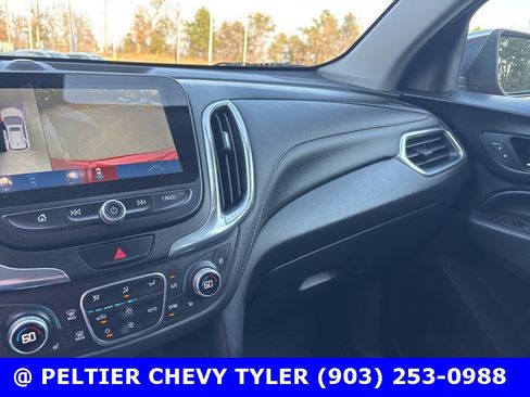 Used 2018 Chevrolet Equinox Premier image 17