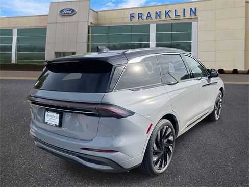 New 2026 Lincoln Nautilus Black Label w/ Jet Appearance Package image 3