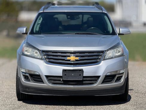 Used 2014 Chevrolet Traverse LT w/ LPO, 'HIT The Road' Package image 5