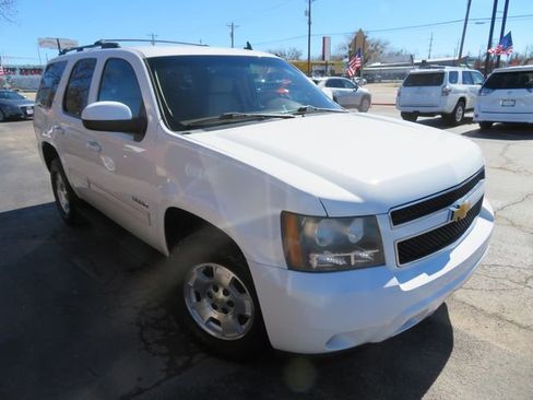 Used 2012 Chevrolet Tahoe LT w/ Luxury Package image 3