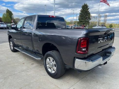Certified 2026 RAM 2500 Big Horn AWD/4WD image 4