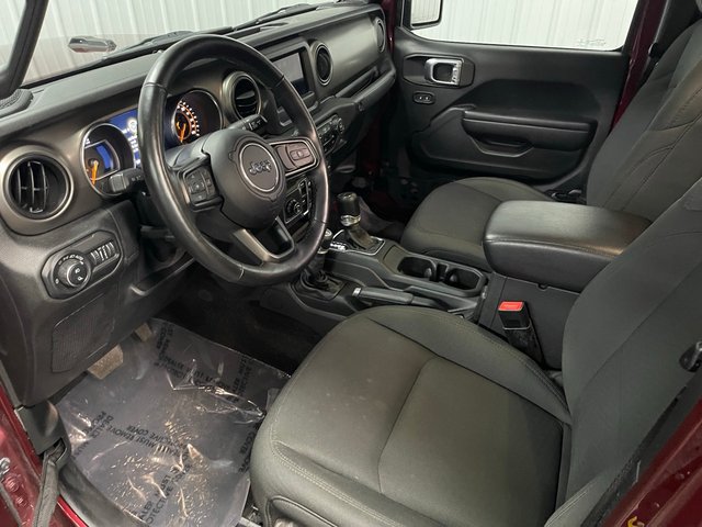 Used 2021 Jeep Gladiator Sport AWD/4WD image 13