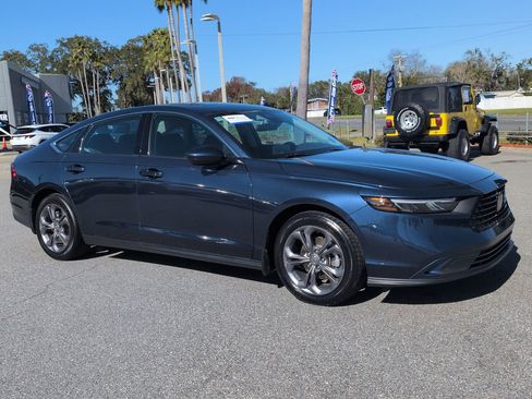 Used 2024 Honda Accord EX image 2