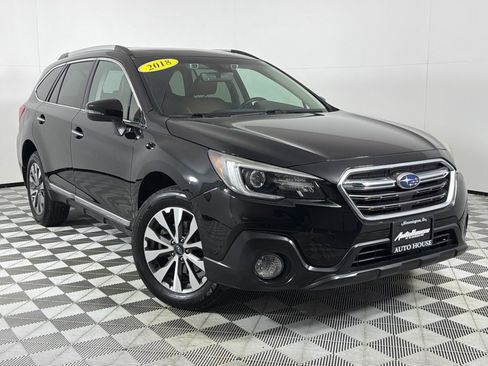 Used 2018 Subaru Outback 2.5i Touring image 2