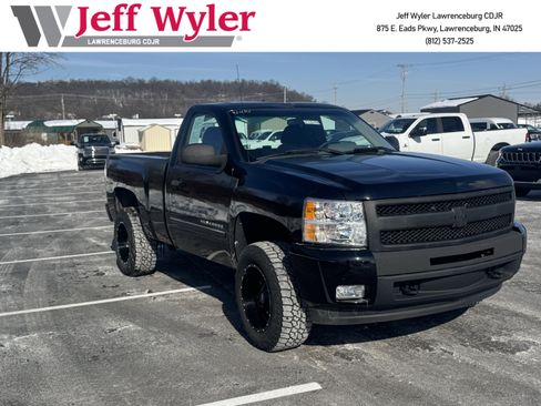 Used 2010 Chevrolet Silverado 1500 W/T w/ LS Package image 1