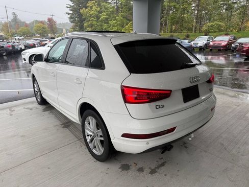 Used 2018 Audi Q3 2.0T Premium w/ Convenience Package image 11